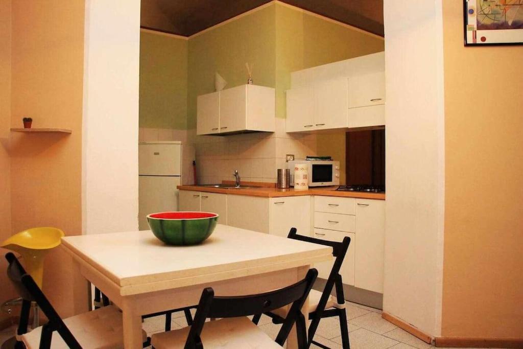 Antica Casa Odone Apartment Asti Luaran gambar
