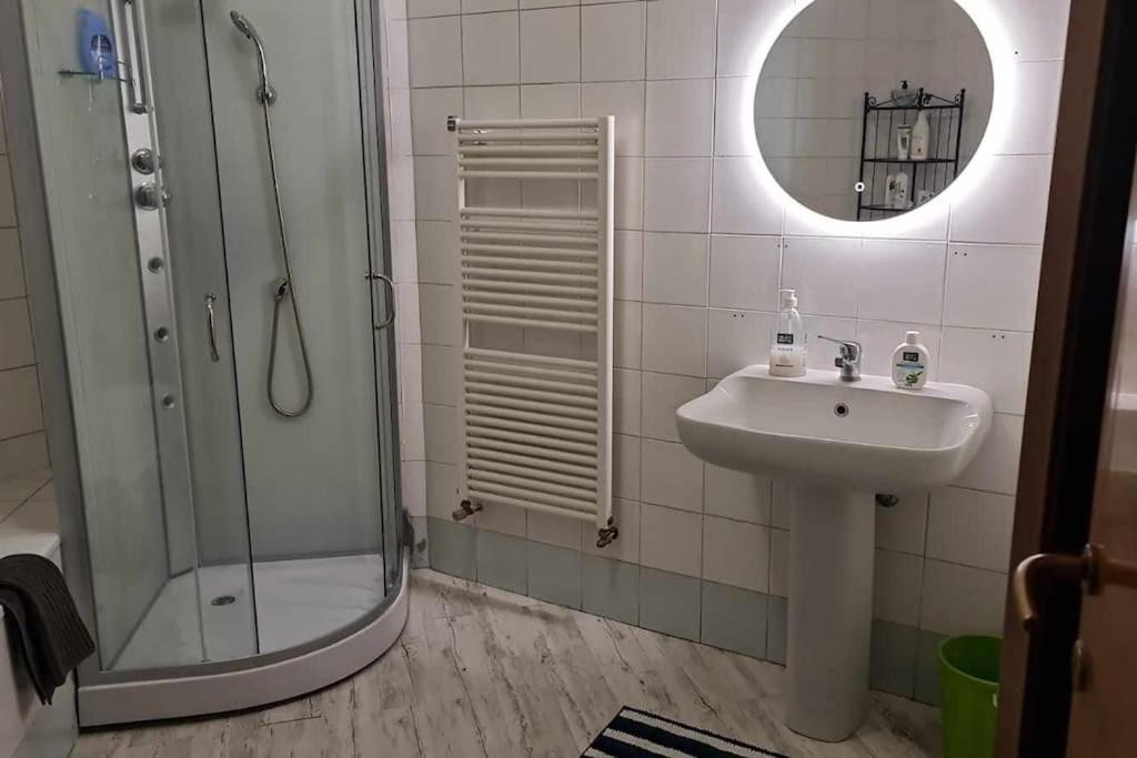 Antica Casa Odone Apartment Asti Luaran gambar